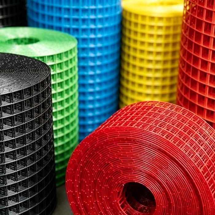 Rolls of vinyl-coated welded wire mesh in black, green, blue, yellow and red, for manufacturing professional lobster traps and pots